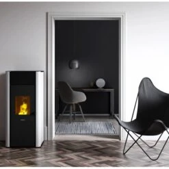 Freepoint Wasserführender Pelletofen Tesis 4,7 - 22,8kW Weiß -Fire Heim Geschaft Tesis2318515weissAmbiente